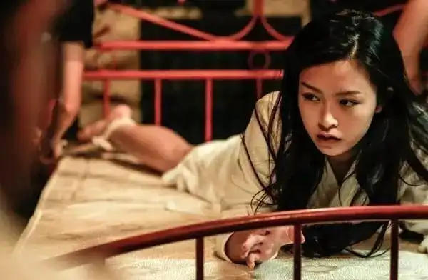 baby的女孩文咏珊靠纯欲风翻红,她的转型太曲折
