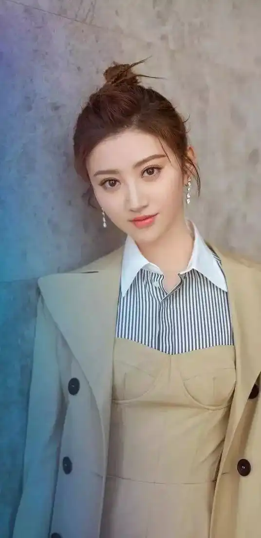 景甜被传已经和张继科登记,辟谣反被指责太假像炒作