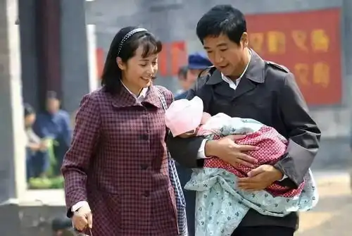 14年前的蒋雯丽和张国立,道尽了婚姻最残忍的真相