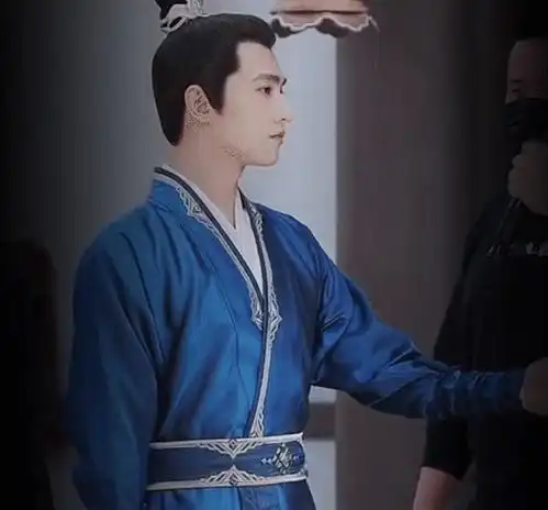 且试天下路透曝光,杨洋穿古装神颜让人看楞,堪称颜值天花板
