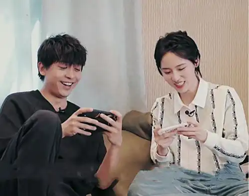 韦正突然官宣新剧,爱情公寓原班人马回归,网友太期待了