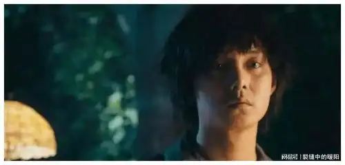 不满袁华角色被抢,选择与沈腾分道扬镳,如今成烂片之王
