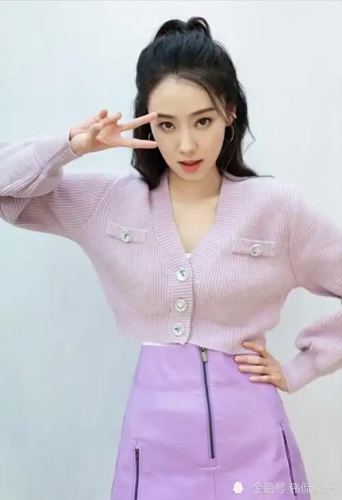 张小斐跻身30亿票房榜,被粉丝叫妈翻白眼,网友夸赞张小斐表演很棒
