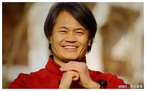 亲哥捧了他13年,红了之后说哥哥耽误了他,单飞后事业下滑