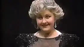 著名花腔女高音歌唱家狄安娜达姆娆凭借专辑forever荣获2014年德国古典回声大奖古典无国界奖,演唱音乐剧窈窕淑女选段我可以整晚跳舞雅尼克指挥