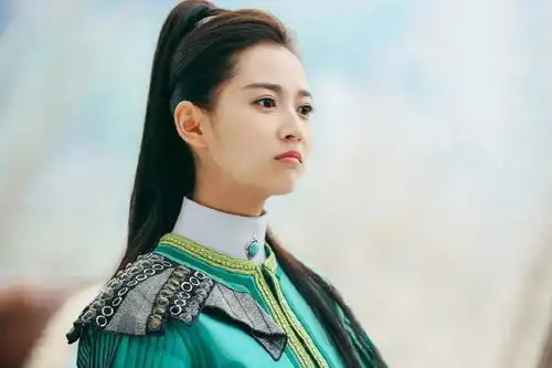 陈钰琪,一个脸上洒满阳光的明艳女孩
