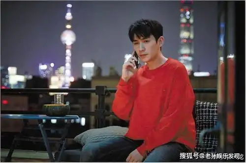 朱一龙站在陈一鸣的角度,谈职场上碰壁,聊女友的感情
