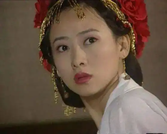 论抗老张柏芝也得叫52岁的猫妖姐姐一声前辈
