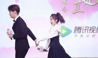 推荐几部比较搞笑轻松的穿越网剧给大家,希望大家喜欢
