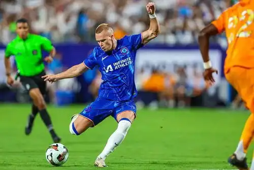 切尔西新赛季前瞻孤注一掷第三季