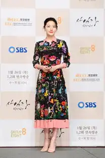 李英爱婚后拍摄的师任堂与大长今大不同
