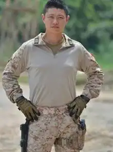 还记得那个特种兵李二牛吗脱下军装穿上西装后,妥妥的男神
