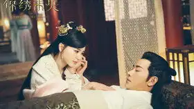 这位女星领奖,钟汉良搀扶她上台,台下明星大咖看愣了
