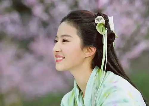 夜华吐槽白浅大婚造型你有照镜子吗
