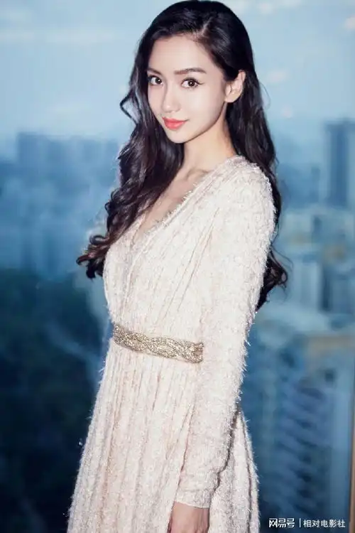 angelababy王一博新剧将同天开播前者质感卓绝,后者题材新颖
