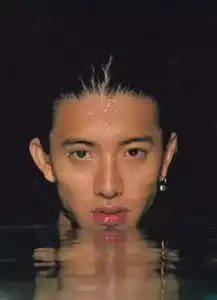 日本有那么多条件优越的男星,为什么只有木村拓哉达到这样的高度