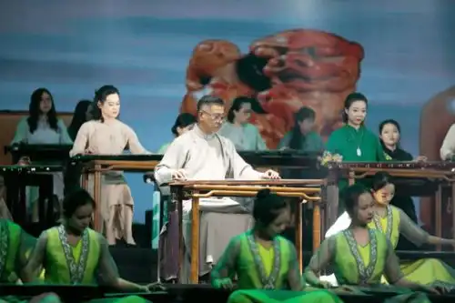 琴动江南看剧照沉浸式体验沙家浜旅游节开幕晚会
