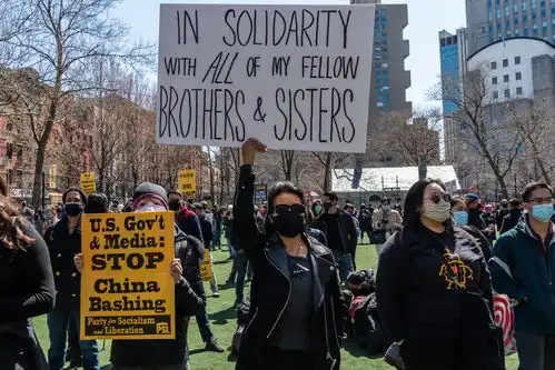 针对亚裔的仇恨犯罪案件激增美媒美国走向种族公正太难
