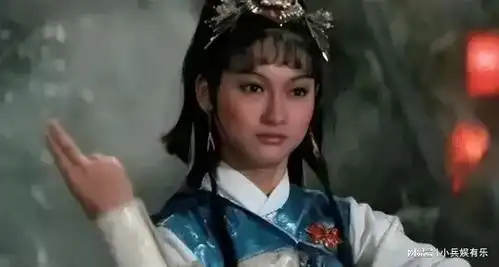 她12岁当舞女,因拍大尺度写真被富豪男友抛弃,如今62岁还是单身