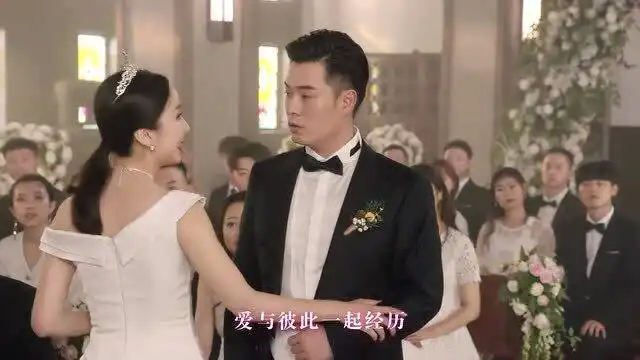 爱情公寓大家用爱情公寓的方式来办婚礼,有情人终成眷属青春完结