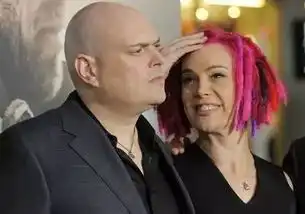 当导演兄弟彻底变性为姐妹,超感猎杀远不止大尺度这么简单