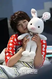 自带收视率的韩剧女王朴信惠戏里戏外都撩人