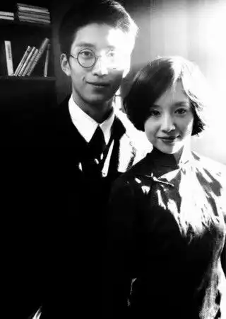 秋之白华微博爆剧照董洁继续走唯美范