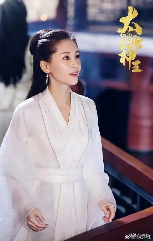 欢乐颂五美的古装秀,蒋欣只能垫底,而她却是为古装而生太美了
