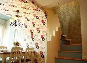 春意喜人60平跃层浪漫蜗居