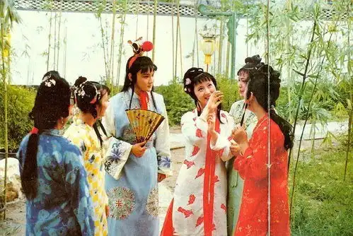 饰演贾政的马加奇离世,欧阳奋强发文悼念,87版红楼梦再也聚不齐了