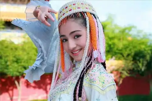 原来刘亦菲才是最美香妃比还珠格格的刘丹,还要惊艳
