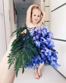 一位妈妈用蔬菜水果等,为女儿拍了一组相片,没想到火火火火了