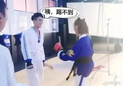 看完甜蜜暴击喜提忠犬男二裴子添真实地被这对副线cp甜到了
