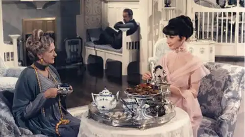 乞丐姑娘冒充公主去参加宴会,能否成功奥斯卡经典影片