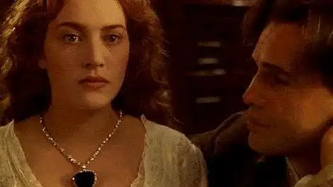 泰坦尼克号中的海洋之心,竟然不是蓝宝
