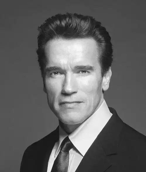 苦命的秦怡女儿反目,儿子打她,丈夫出轨亲妹妹,她只能原谅