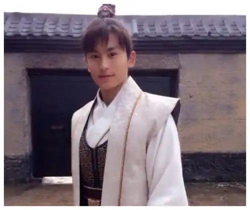 受张哲瀚事件连累,琅琊榜林殊戏份被删,粉丝呼吁换成胡歌