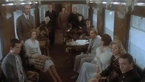 在东方快车上,除了侦探,还有一群吃货