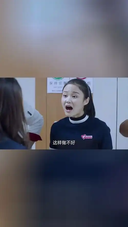 急诊科医生小护士略施小计,医闹患者全都叛变,主谋气坏了都市职场