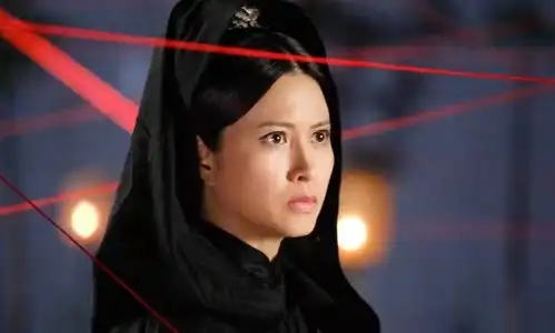 邵美琪出道37年谈过三段感情,初恋感恩再恋苦涩三恋短暂