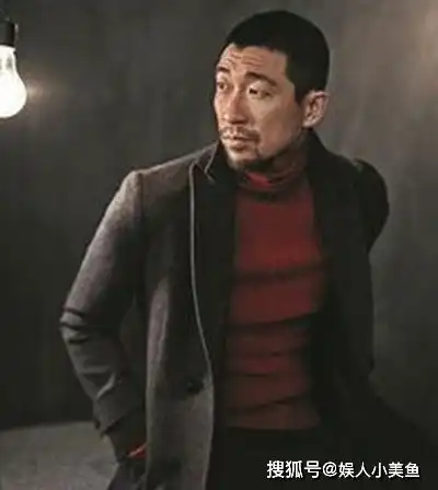 他是八佰里最不出名的影帝,落魄时送过盒饭,38岁终成名
