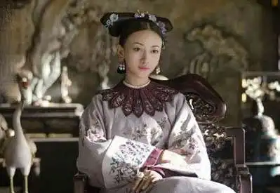 延禧攻略魏璎珞喜欢谁延禧攻略魏璎珞为什么嫁给乾隆
