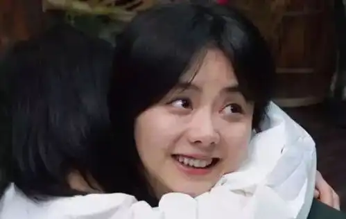 张子枫竟把何蓝逗的剩饭剩菜吃了,只因不忍浪费黄磊的一番苦心
