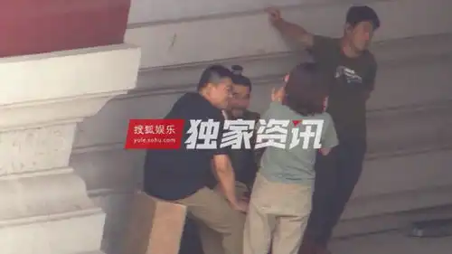 独家老戏骨加盟汤唯新剧,王学圻老当益壮气势足