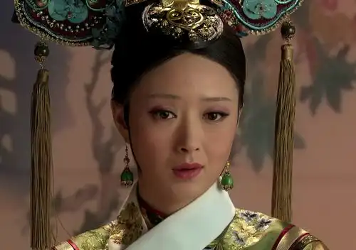 甄嬛传嫔妃为何春夏秋冬都戴白围巾不是保守,而是为了方便皇上
