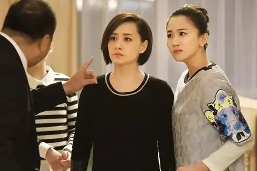 被马景涛强吻,与姐姐抢老公,琼瑶等了她三年,她却成全了赵薇
