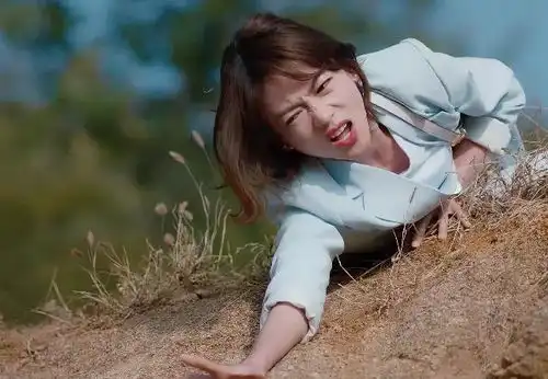 脱水后的卫视剧收视率把年轻明星的遮羞布扯下来了