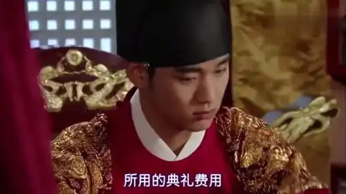 拥抱太阳的月亮金秀贤谈国事也不忘练琴,把烟雨宠上天了哈