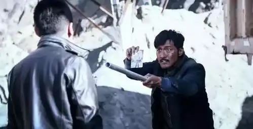 国产犯罪大片,暴裂无声与迷宫的天涯咫尺