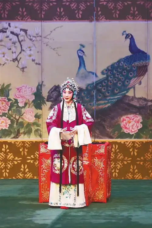 国家京剧院携满江红穆桂英挂帅椰城上演
